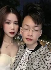 xk8117 sex Trùm đầu để hở mỗi miệng cho em mút cu